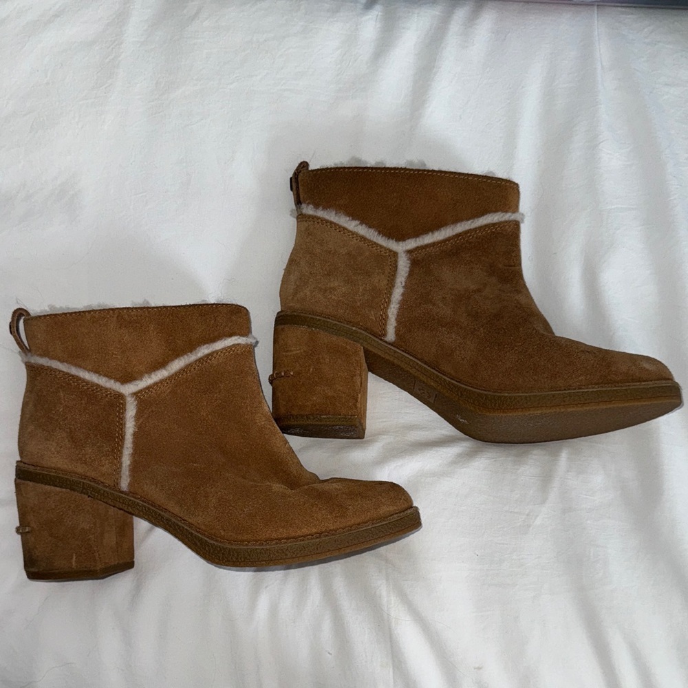 UGG Kasen Suede Ankle Booties